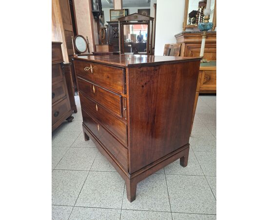 Como' toilette H 86 - L 90 - P 57