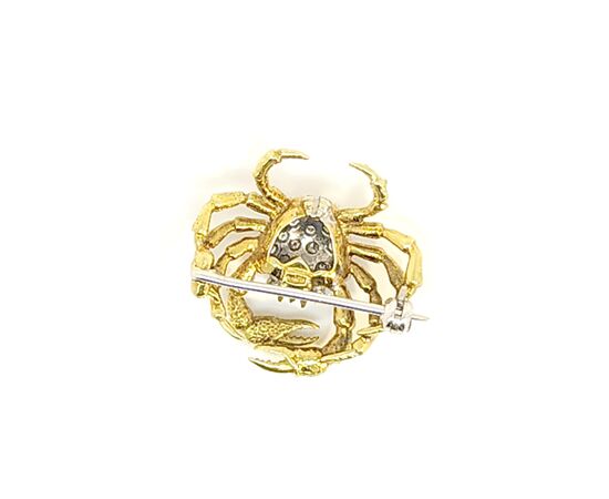 Spilla in oro con diamanti