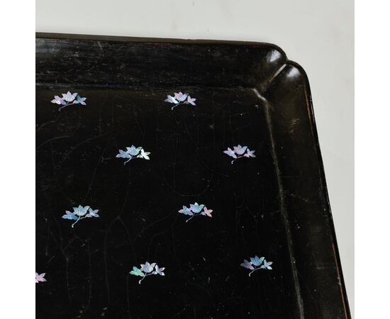 Antique black and mother-of-pearl tray - O/1048 -