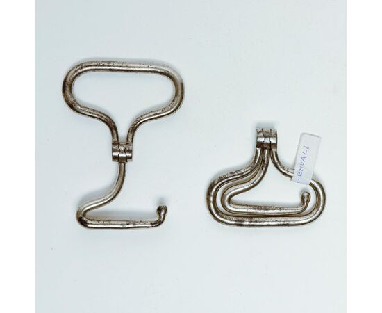 Spilla in bronzo con cavallo e due agganci per stivali - G/330 -