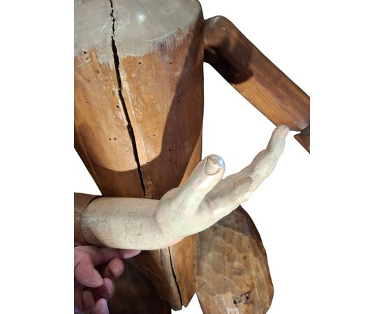 Articulated mannequin