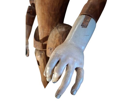 Articulated mannequin
