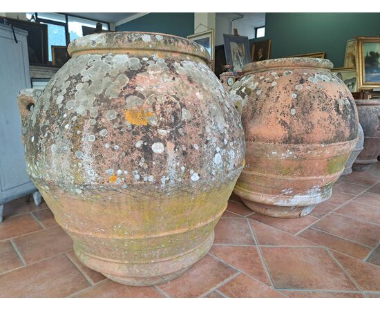 Pair of large terracotta Impruneta jars