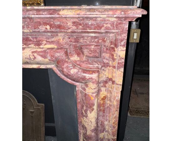 CHM898 - Elegant antique polychrome marble fireplace, 19th century, dimensions cm W 150 x H 110 x D 41