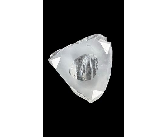 Glass sculpture depicting a stork in flight. Murano.