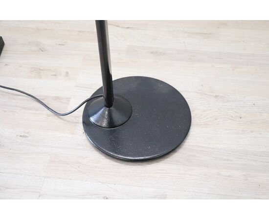 Vintage black metal floor lamp, 1970s. PRICE NEGOTIABLE.