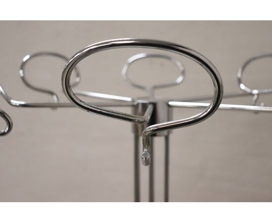 Chrome-plated metal coat rack by Isao Hosoe for Valenti Luce, 1970s. NEGOTIABLE PRICE
