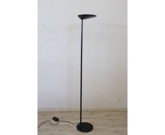 Vintage black metal floor lamp, 1970s. PRICE NEGOTIABLE.