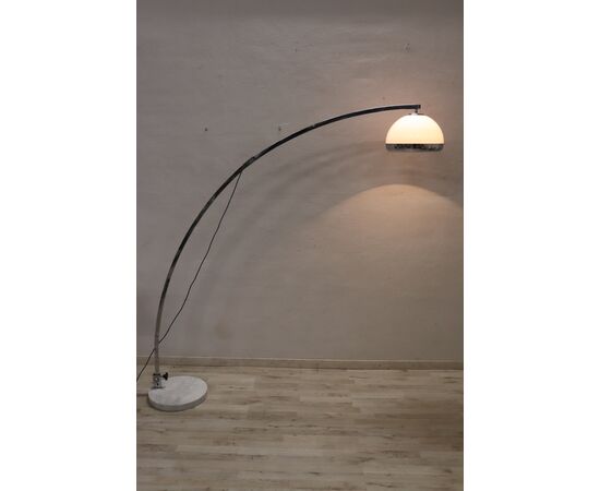 Guzzini adjustable arc floor lamp, 1970s. PRICE NEGOTIABLE