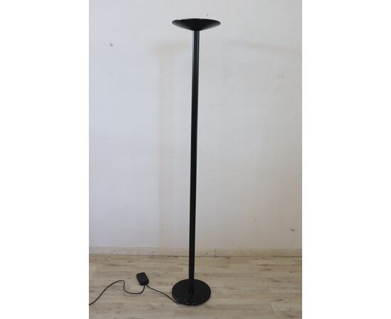 Vintage black metal floor lamp, 1970s. PRICE NEGOTIABLE.