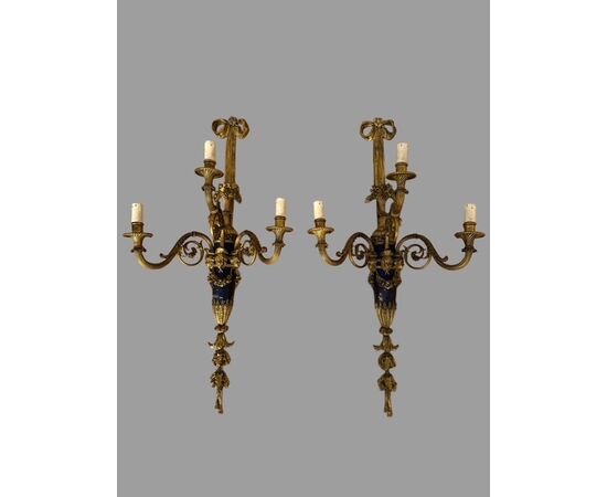 Coppia di appliques in bronzo