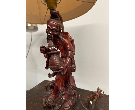 Antica scultura a lampada in legno cinese personaggio '900, 70x36cm