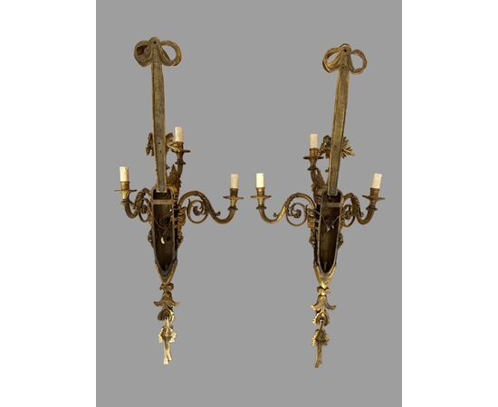 Coppia di appliques in bronzo
