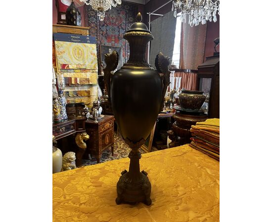 Large bronze vases France