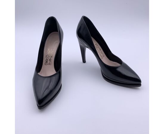 SALVATORE FERRAGAMO Scarpe con Tacco in Pelle Col. Nero 38.5