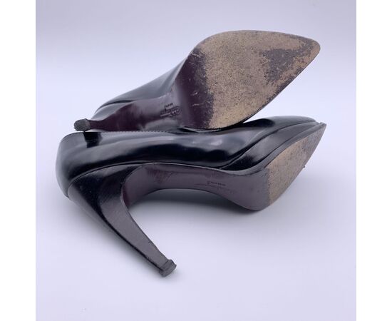 SALVATORE FERRAGAMO Scarpe con Tacco in Pelle Col. Nero 38.5