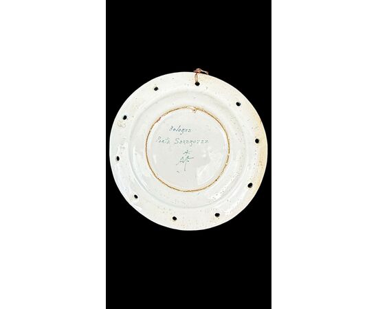 Majolica saucer with a depiction of the Porta Saragozza in Bologna. Minghetti.