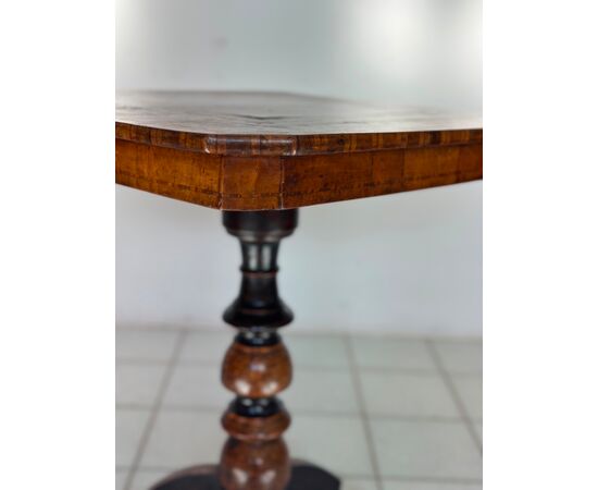 Inlaid Rolo coffee table, mid-19th century