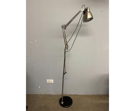 Lampada regolabile stile industriale moderna in metallo cromato 200x28cm