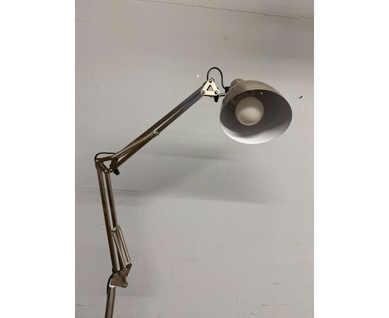 Lampada regolabile stile industriale moderna in metallo cromato 200x28cm