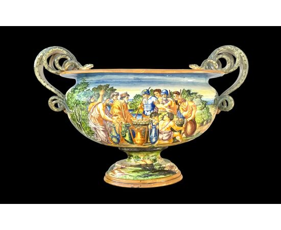 Large majolica vase decorated with a historical scene. Molaroni. Pesaro.