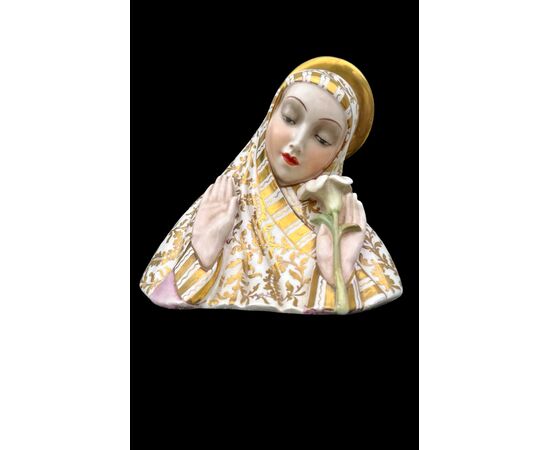 Ceramic bust of Madonna with gold decorations. Cacciapuoti.