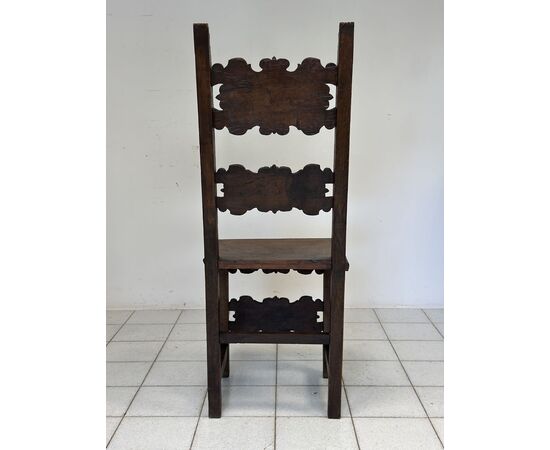 Louis XIV walnut carved folder chair. Lombardy 17th century