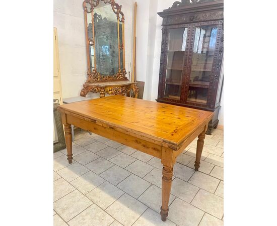 Extending cypress wood pull-out table
