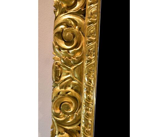 Large Florentine mirror from the early 18th century