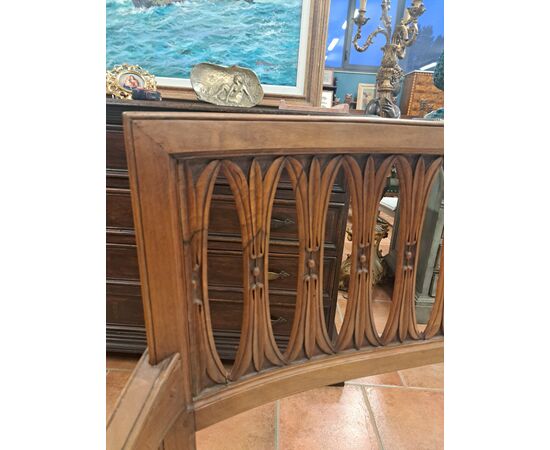 Divano in stile Neoclassico in noce
