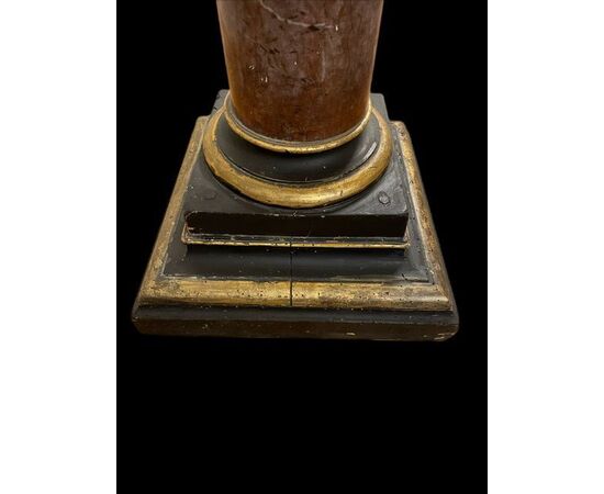 COLONNA IN MARMO ROSSO