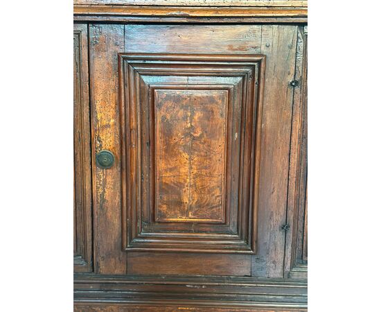 Walnut cabinet. Lombardy 17th century