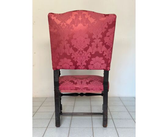 Trono seggiolone in noce . Bologna XVIII secolo