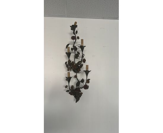 Applique Capodimonte cinque luci . Inizio XX secolo