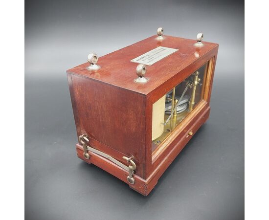 Barographic altimeter for aviation 0-4000 meters, Jules Richard, 1932.