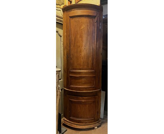 ARM255 - Coppia di placard/ angoliere in rovere, epoca '800, misure massime cm L 90 x H 241 x P 30