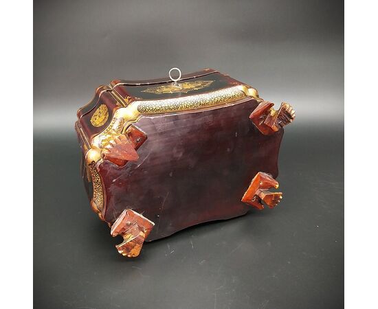 Scatola da tè laccata e decorata, fine 800.