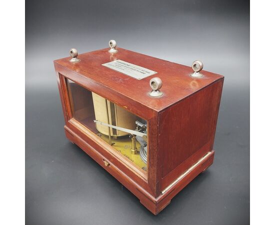 Barographic altimeter for aviation 0-4000 meters, Jules Richard, 1932.