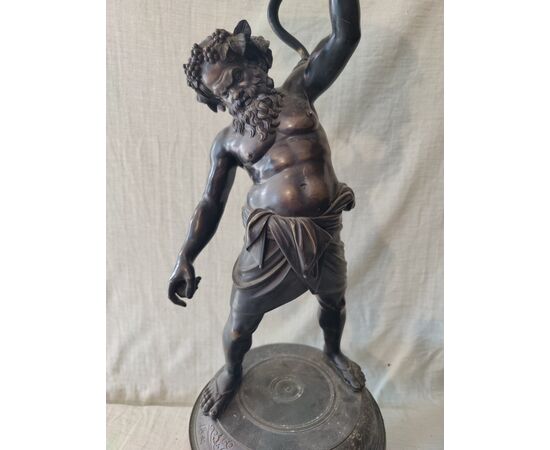 Strepitosa scultura in bronzo raffigurante Sileno - H 62 cm