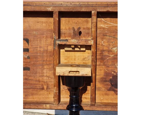 Tavolino a vela intarsiato, bottega di Rolo (Emilia), seconda metà dell’Ottocento