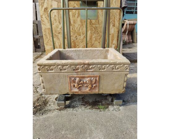 Magnifico lavandino in marmo botticino con particolare intarsio - 58 x 42 cm