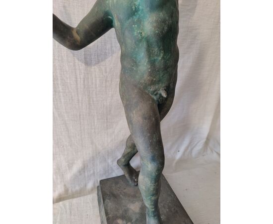 Bellissima scultura raffigurante Fauno danzante - H 81 cm
