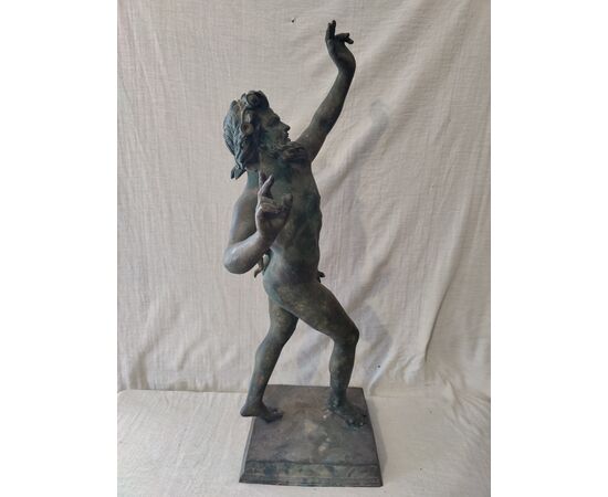 Bellissima scultura raffigurante Fauno danzante - H 81 cm