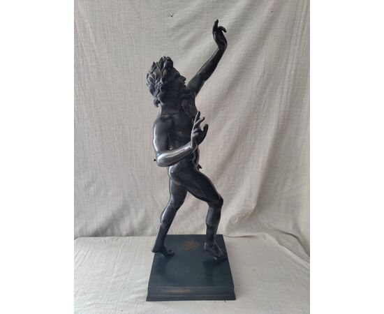 Bellissima scultura raffigurante Fauno danzante - H 80 cm