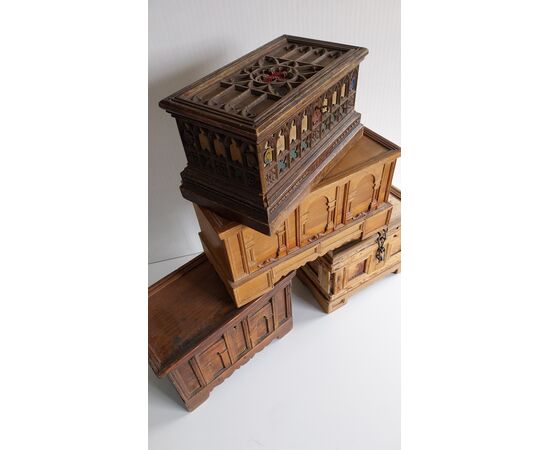 Chest models