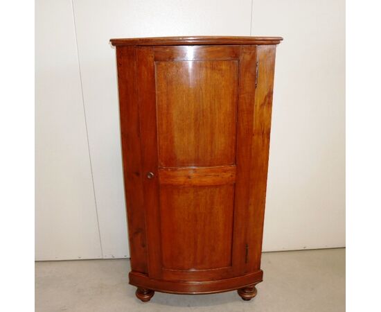 Antique walnut corner cabinet, 19th century