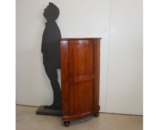 Antique walnut corner cabinet, 19th century