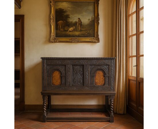 Antica cassapanca finemente intarsiata 1850 c. Antica cassapanca finemente intarsiata 1850 c.