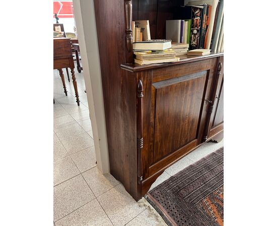 Credenza a giorno