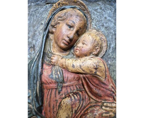 MADONNA CON BAMBINO